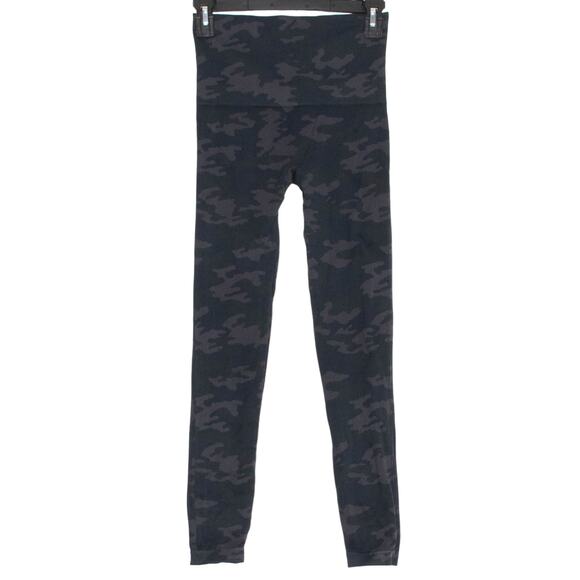 Spanx Legging Look At Me Now Seamless Camo Athleisure Grunge Urban Black Medium - Picture 1 of 3